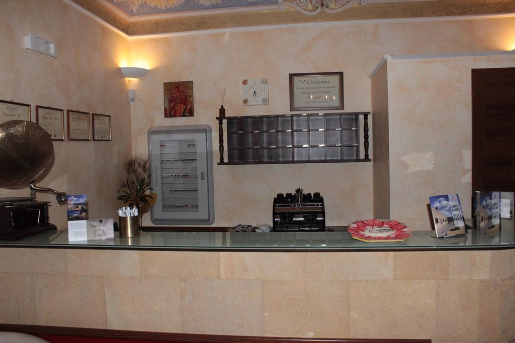 Feudo Marulo Hotel บรอนเต ภายนอก รูปภาพ